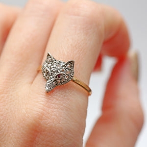 15k Diamond Fox Ring