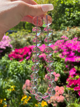 Laden Sie das Bild in den Galerie-Viewer, 14k Giant Rock Crystal Necklace
